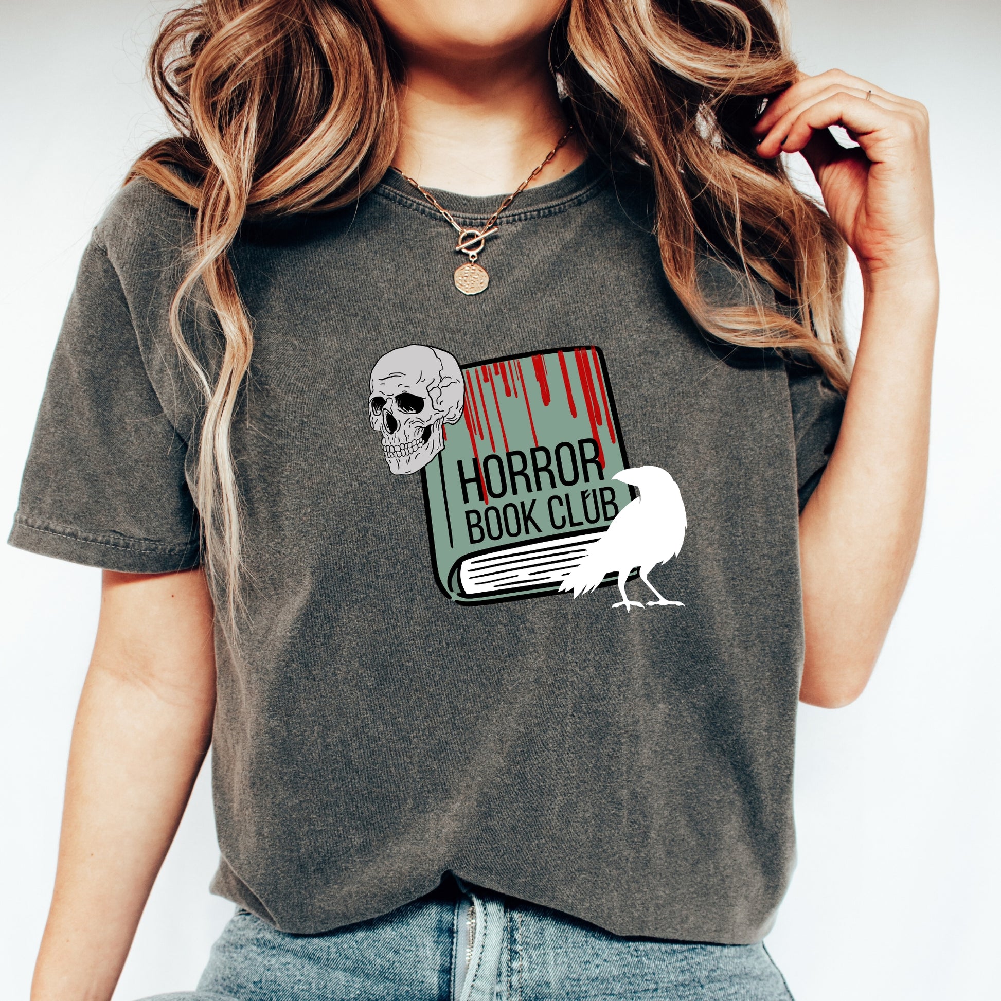 Horror Book Club Comfort Colors Pepper. ClasicT-Shirt