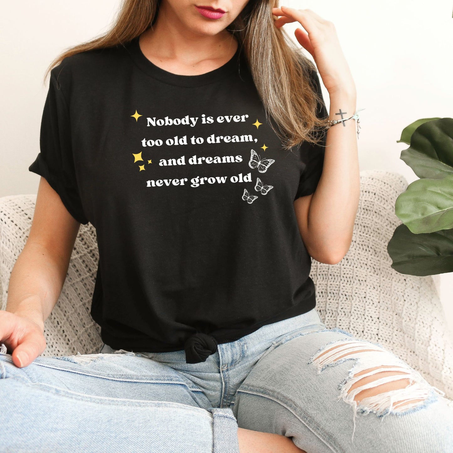 Anne of Green Gables Black T-Shirt| Nobody is ever too old to dream | L.M MONTGOMERY | Starlit Prose