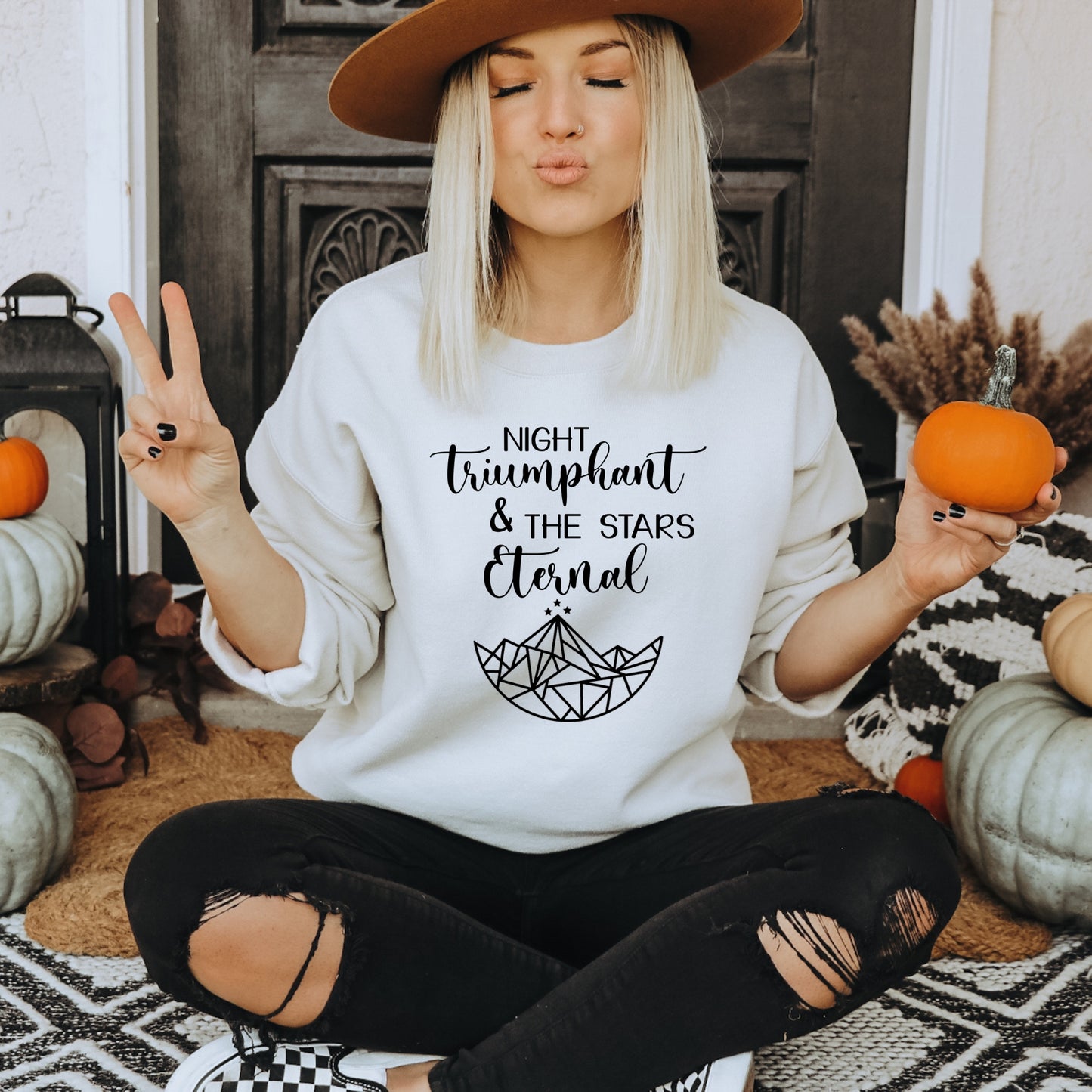 ACOMAF Night Triumphant Quote Sweatshirt White