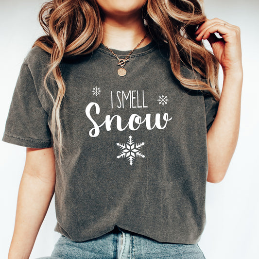 I smell snow Pepper Black Comfort Colors T-Shirt