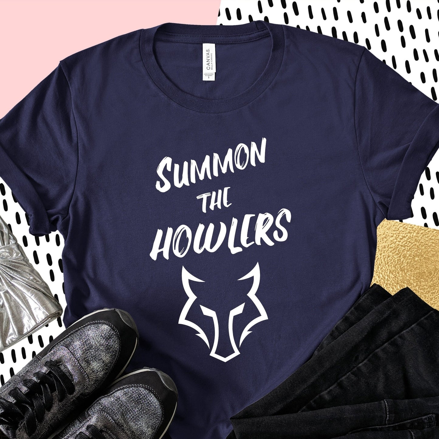 Red Rising Summon the Howlers T-Shirt | Omnis Vir Lupus | Pierce Brown - Ink and Stories