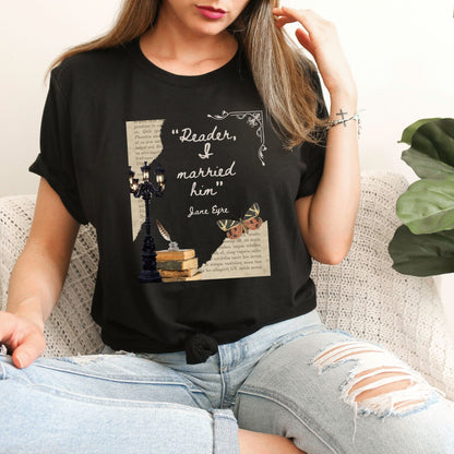 Reader, I married him Black T-Shirt | Jane Eyre Classic Books