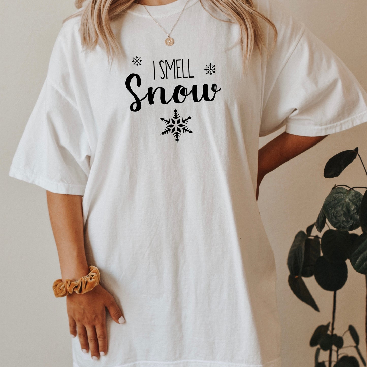 I smell snow White Comfort Colors T-Shirt