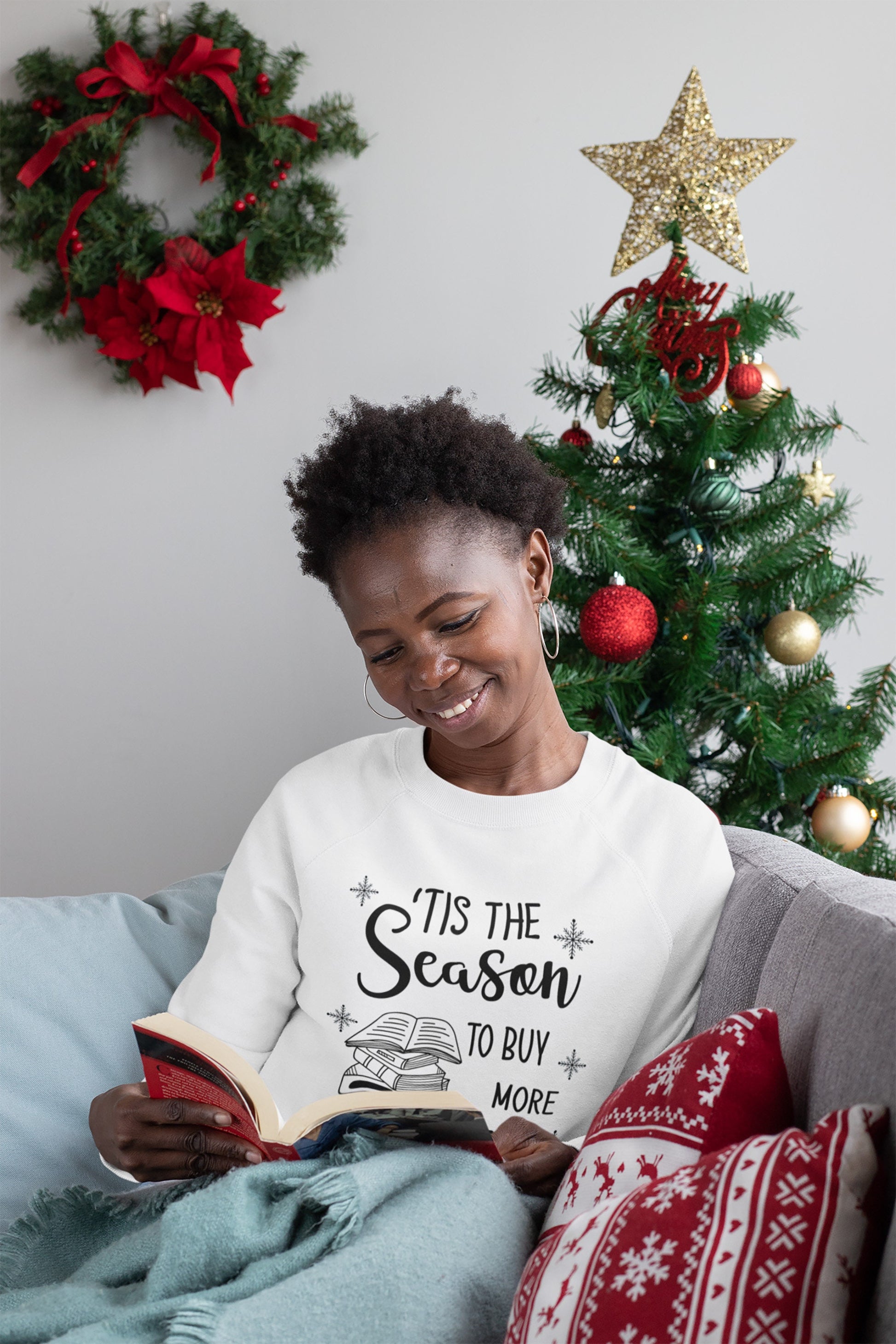 Bookish Christmas Sweatshirt White